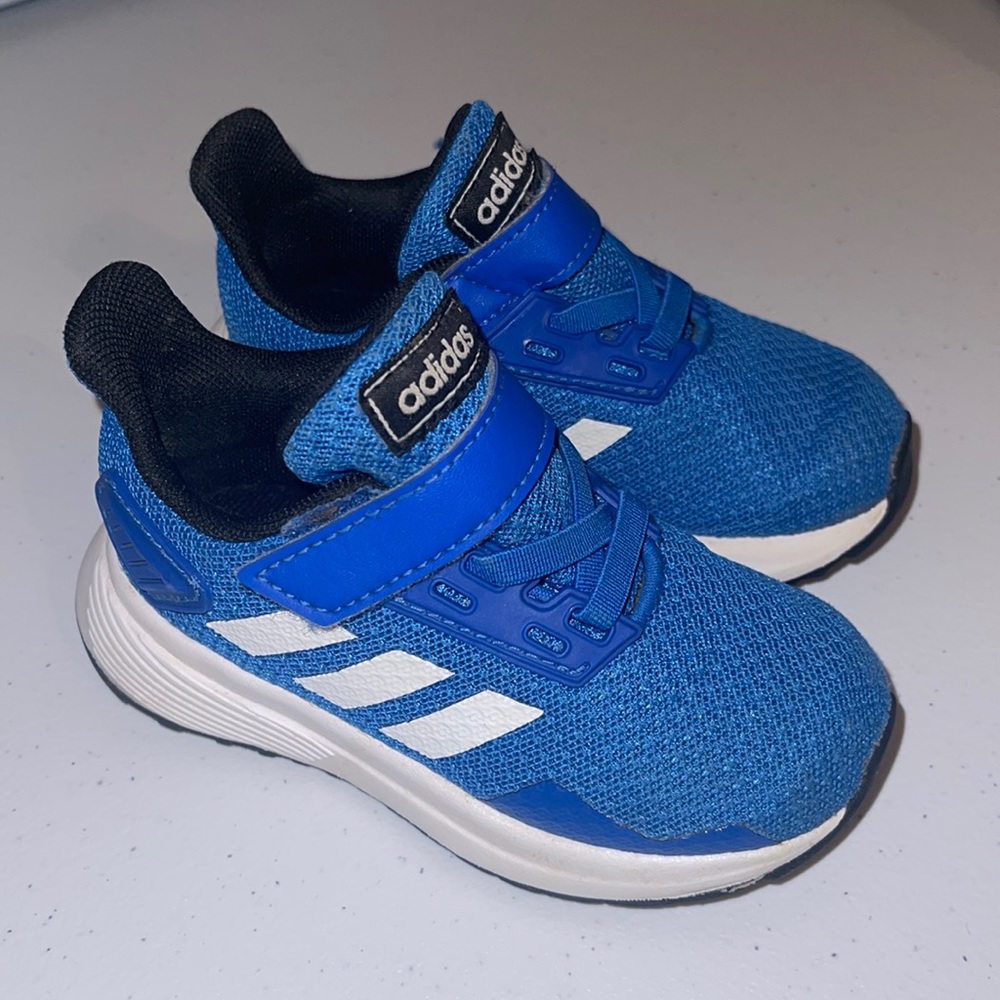 6K toddler boys Adidas shoes
